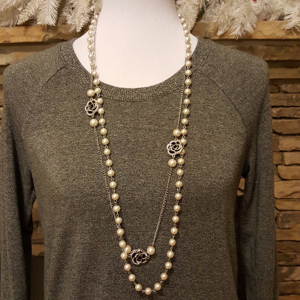 Pearl Rose Necklace